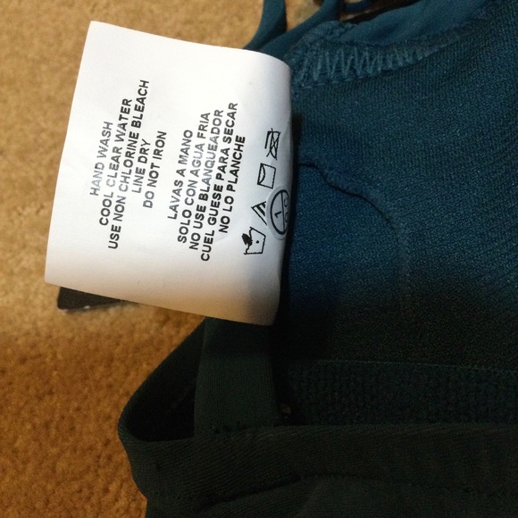 Aqua Green NWT High-Neck Ring Detail One-Piece Swimsuit, Medium 8/10 - Picture 10 of 10